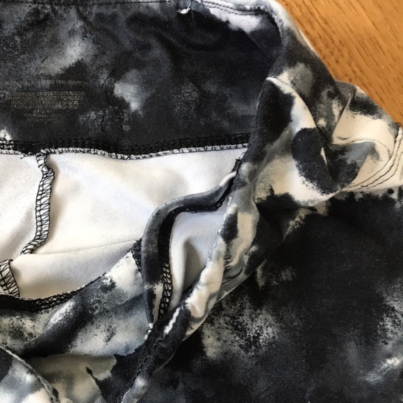 Workout pants - Picture 3 of 3